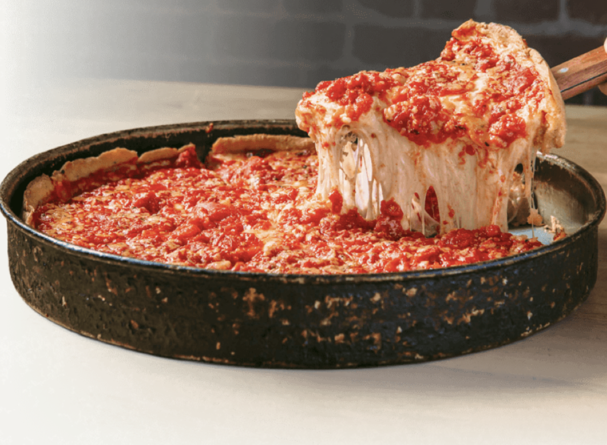 5 Pizza Chains That Serve the Best Pan Pizza